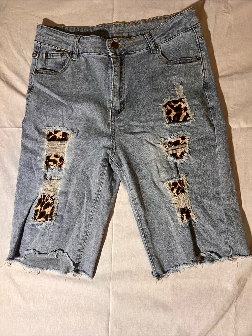 Light Blue Distressed Women's Denim Bermuda Shorts with Leopard Patch